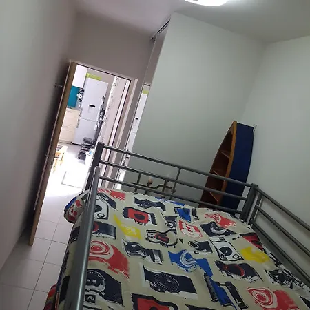 L'ampli Sur Jardin * نوارموتيير أون ليل