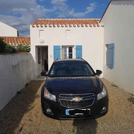 L'ampli Sur Jardin بيت للعطل نوارموتيير أون ليل